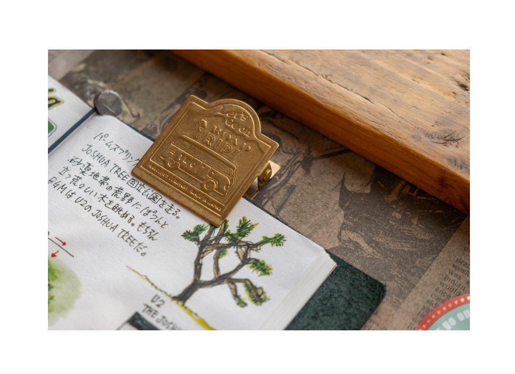 TRAVELER's notebook Brass Clip Road Trip - Image 3